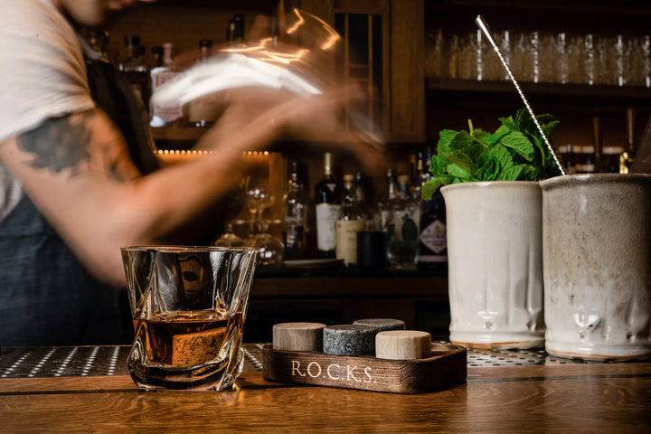 Die Original ROCKS™ Whiskey Chilling Stones