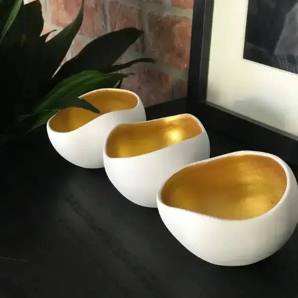 ANOQ Set mit 3 goldenen Teelichthaltern - myshop-ffm