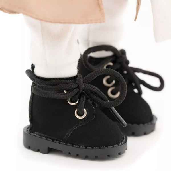 Handgefertigte Puppe "MIA in einem beigen Trenchcoat" 32 cm - myshop-ffm