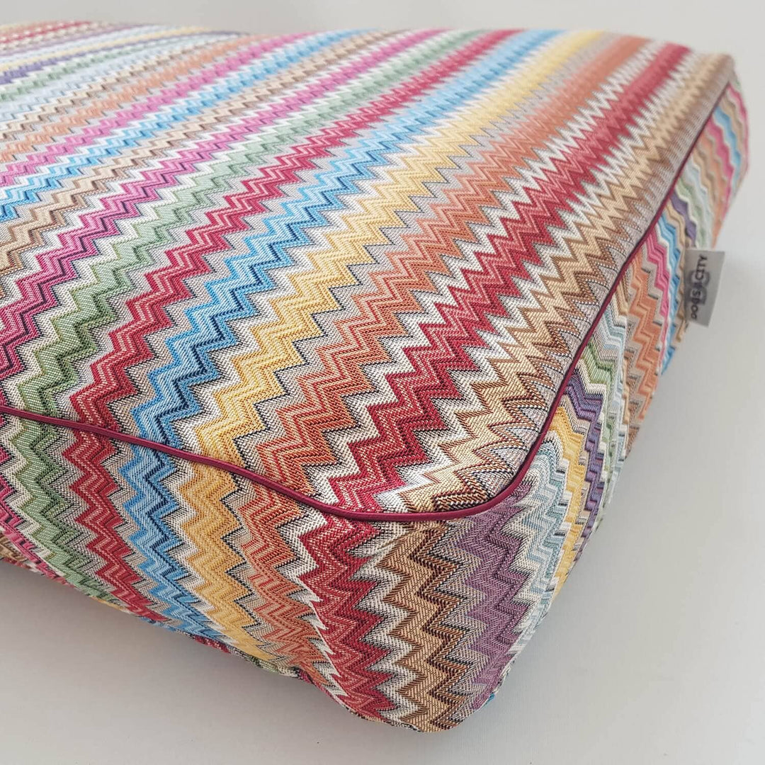 DOGS in the CITY® - Premium Hundekissen ZicZac | Drei Größen