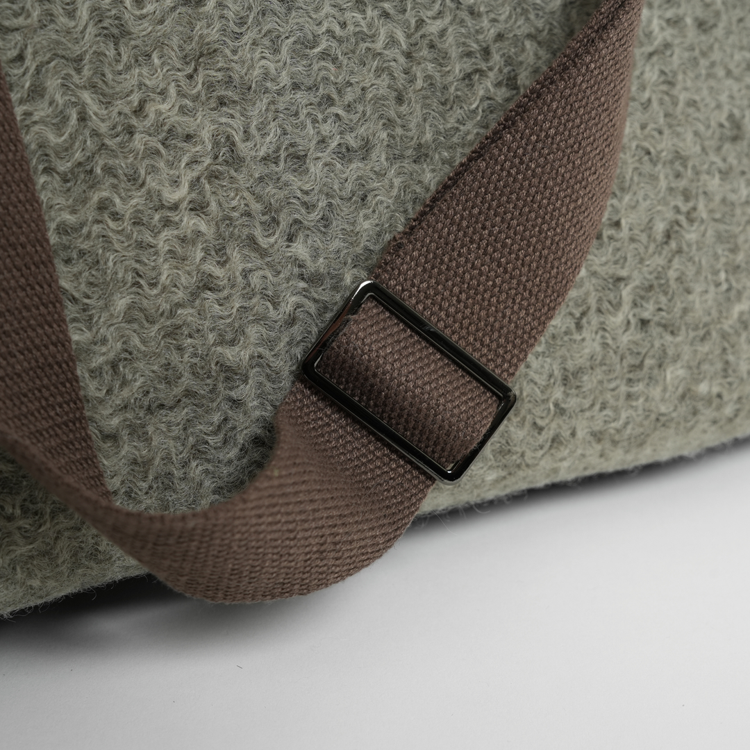 Staey „Curl“ Hundetragetasche | Taupe