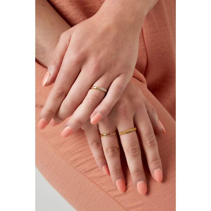 Eleganter Ring mit 5 Rosè oder Grünen Strass Steinen in Gold - myshop-ffm